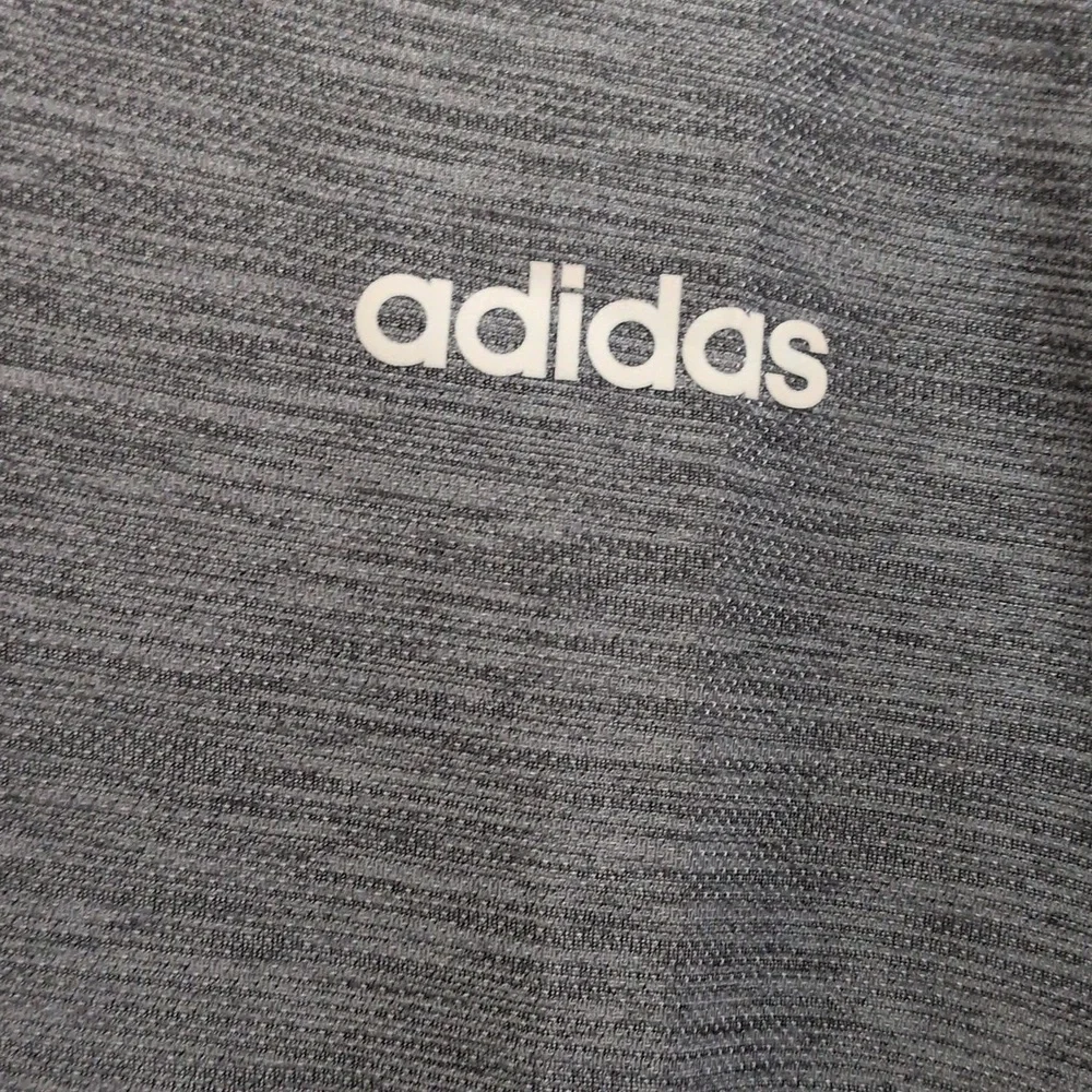 adidas Climalite Men's Heather Gray Short Sleeve Athletic Shirt Size XL